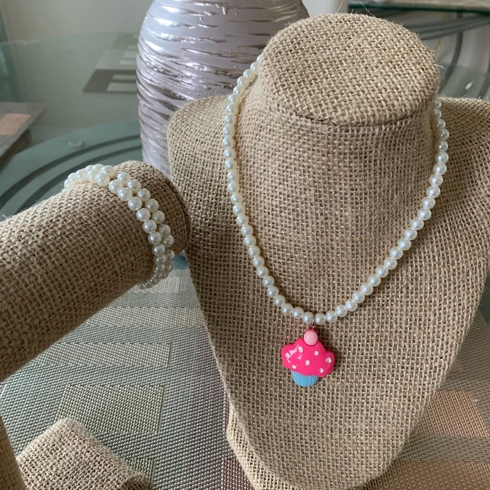 2/$10 Girls Pink Cupcake Pearl Necklace & Bracelet Set